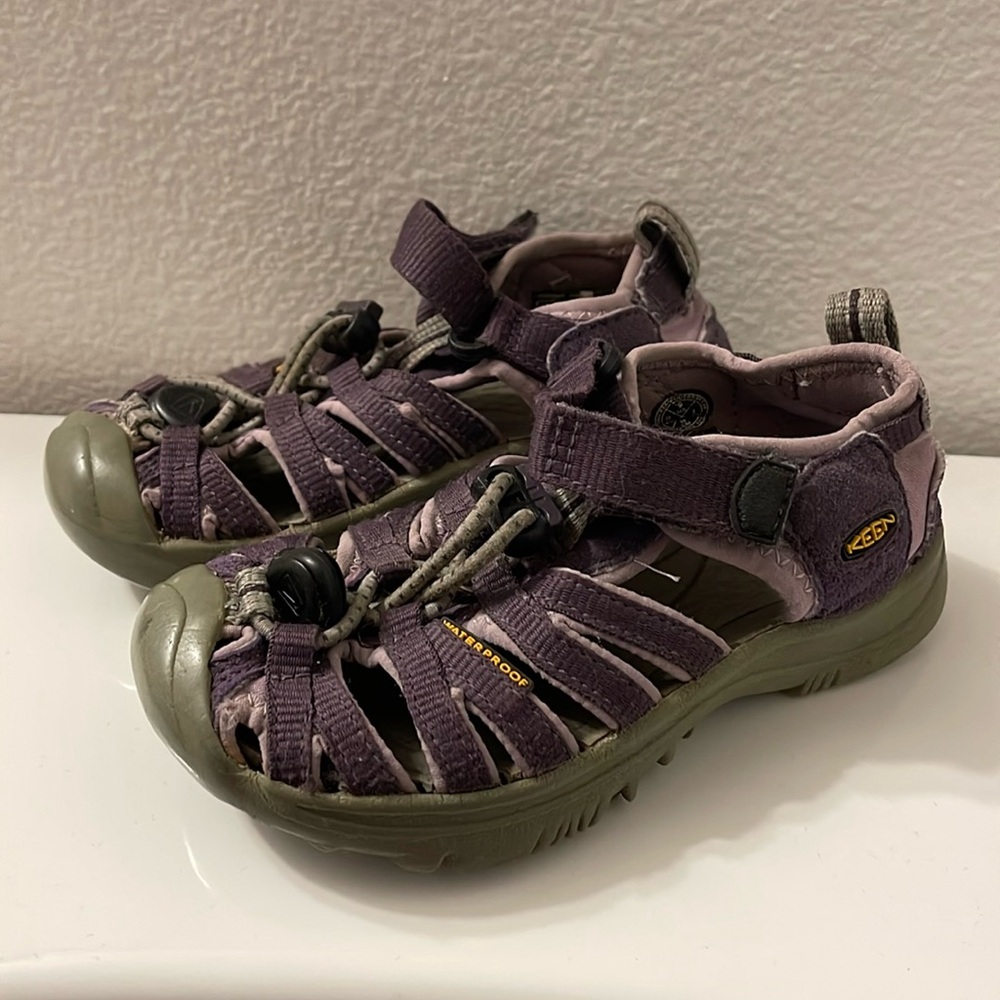Little Girls KEEN Sandals - Purple - size 9